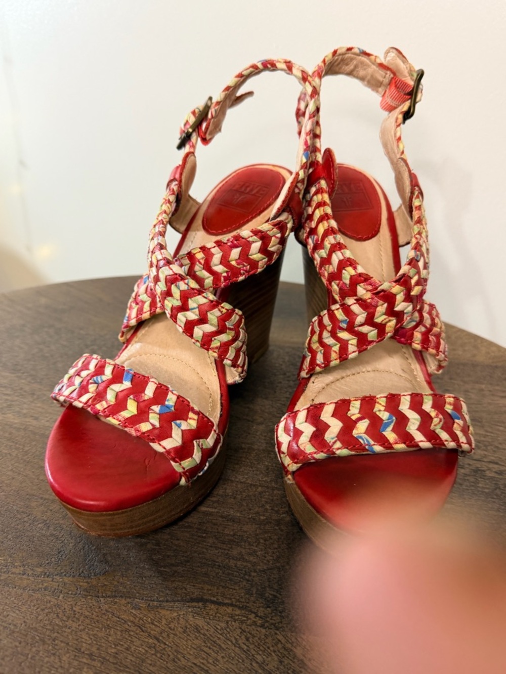 Frye Corrina Whipstitch Wedge Sandal Size 7 - Picture 4 of 8